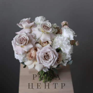 Свадебный букет с пепельными розами №943