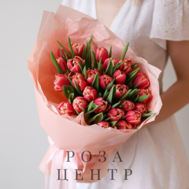 Яркие тюльпаны голландские в нежном оформлении (25 шт) №1560